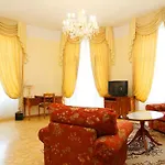Hotel Bristol