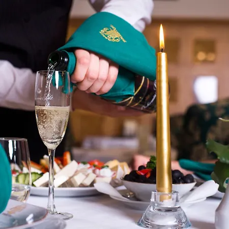 호텔 Bristol 카를로비바리