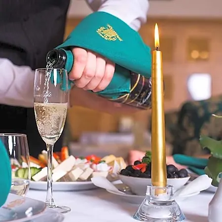 Hotel Bristol 4*