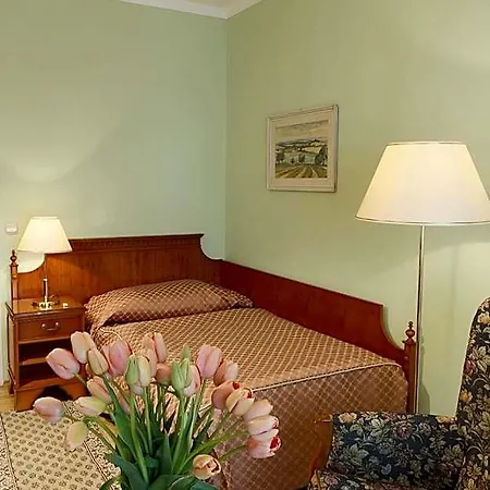 Bristol Hotel
