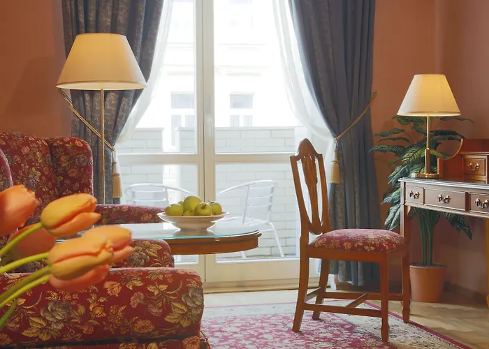 Bristol Hotel 4*